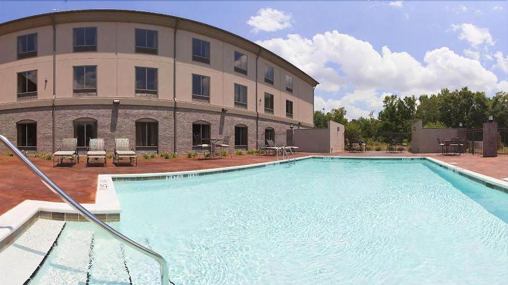Holiday Inn Express Hotel & Suites Opelika Auburn By Ihg Esterno foto