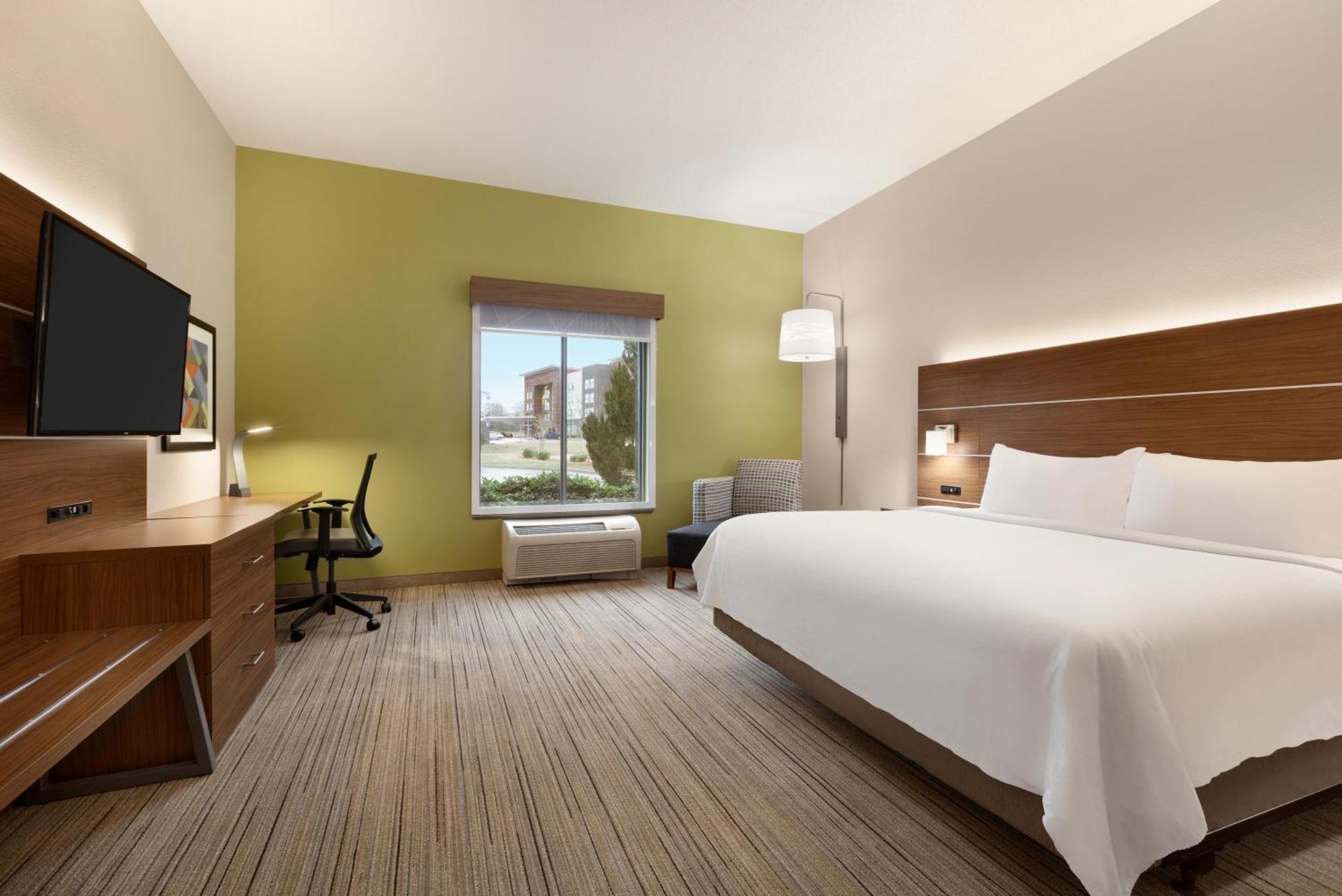 Holiday Inn Express Hotel & Suites Opelika Auburn By Ihg Esterno foto
