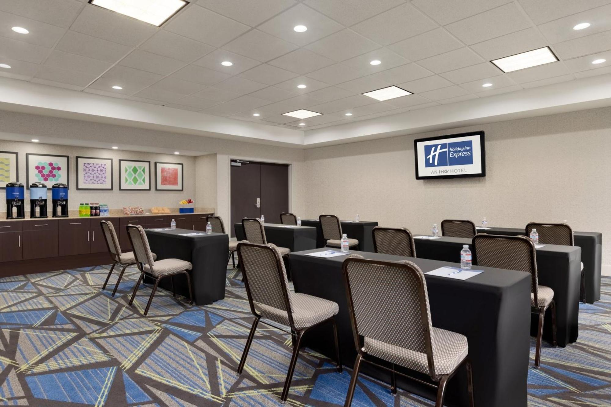 Holiday Inn Express Hotel & Suites Opelika Auburn By Ihg Esterno foto
