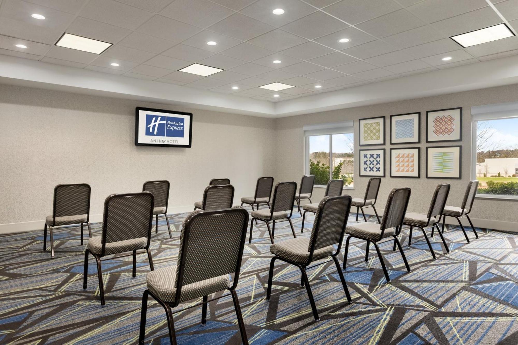 Holiday Inn Express Hotel & Suites Opelika Auburn By Ihg Esterno foto