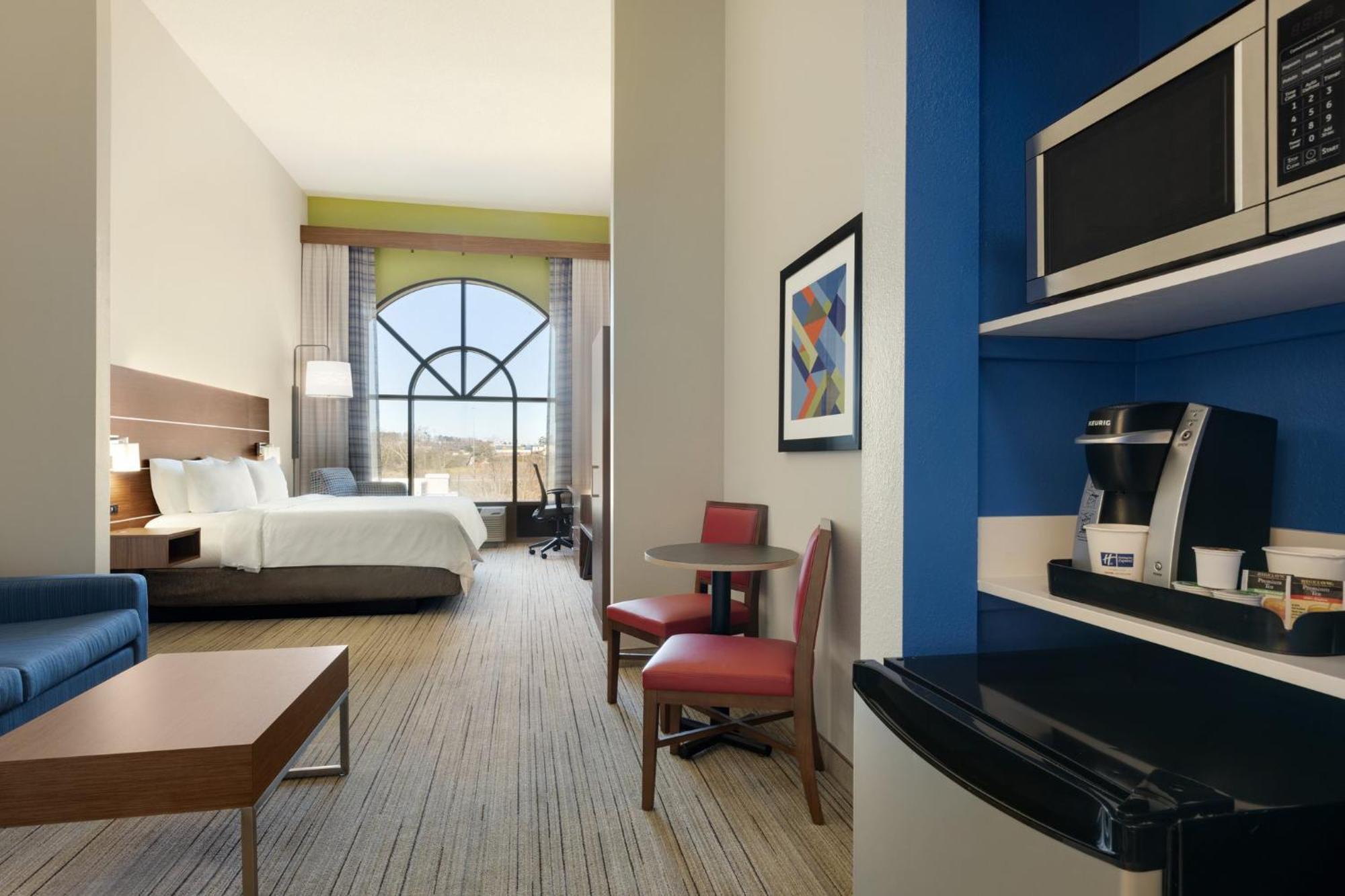 Holiday Inn Express Hotel & Suites Opelika Auburn By Ihg Esterno foto