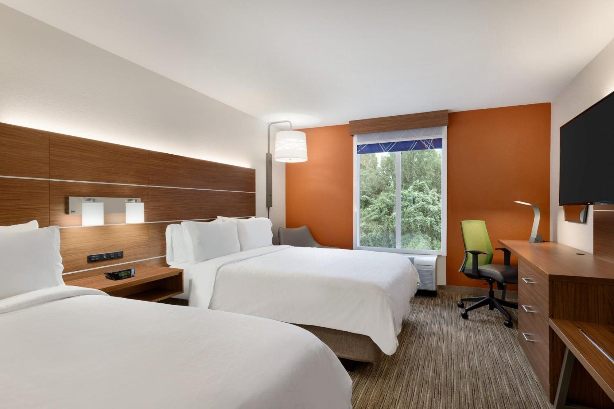 Holiday Inn Express Hotel & Suites Opelika Auburn By Ihg Esterno foto