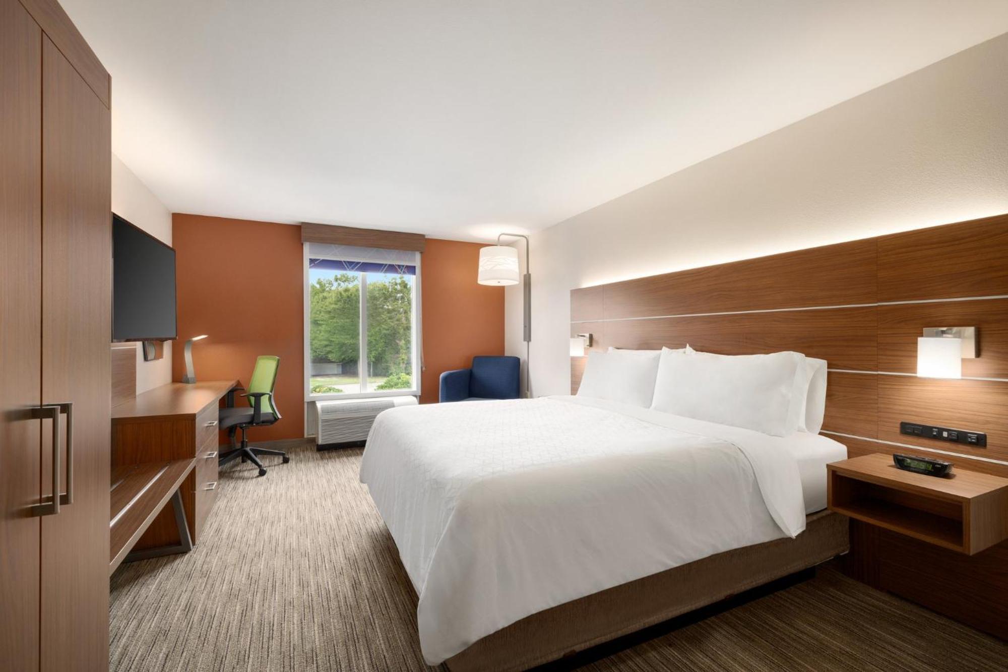 Holiday Inn Express Hotel & Suites Opelika Auburn By Ihg Esterno foto