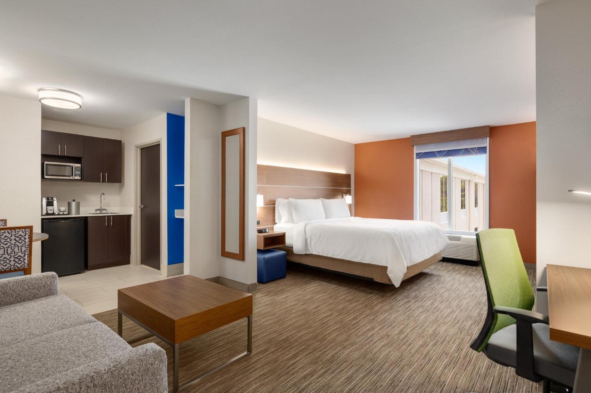 Holiday Inn Express Hotel & Suites Opelika Auburn By Ihg Esterno foto