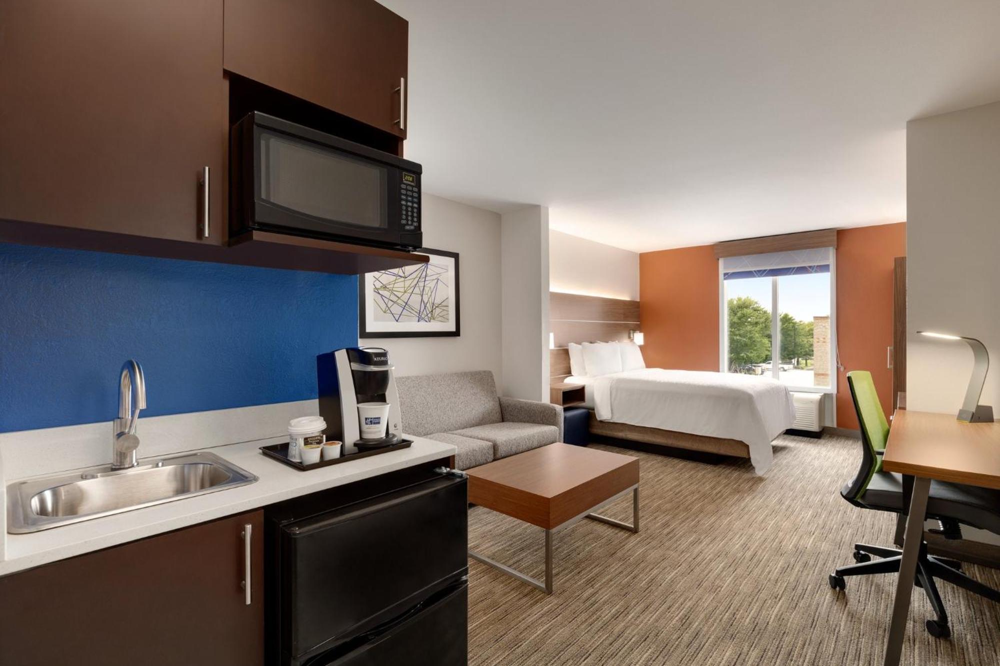 Holiday Inn Express Hotel & Suites Opelika Auburn By Ihg Esterno foto